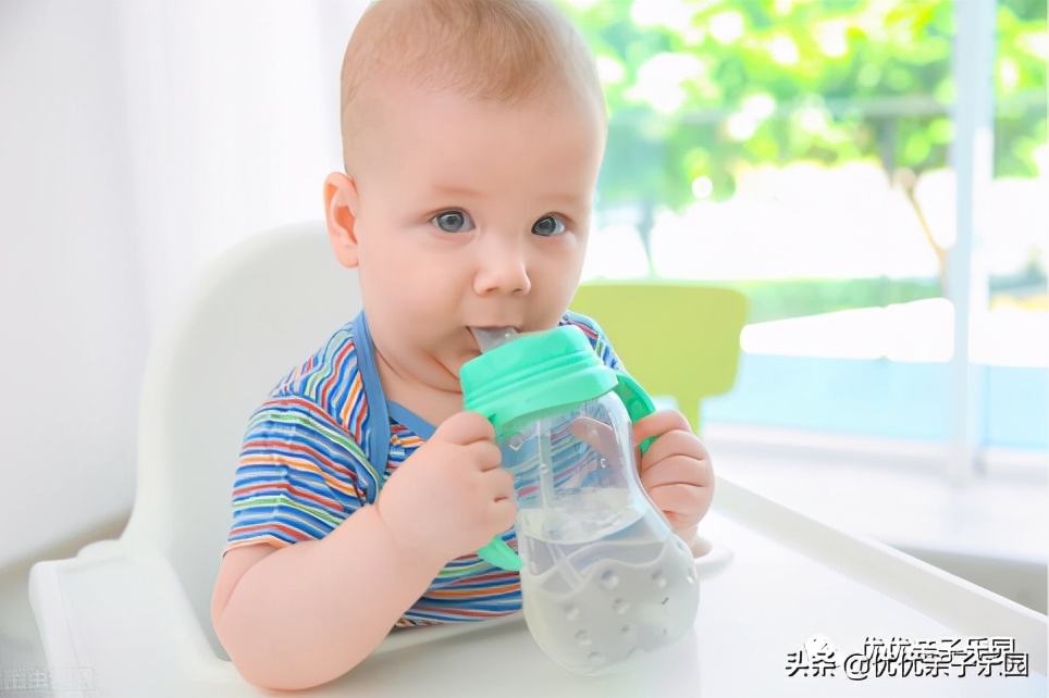 宝宝喝水过多的危害,宝宝喝水太多会得什么病