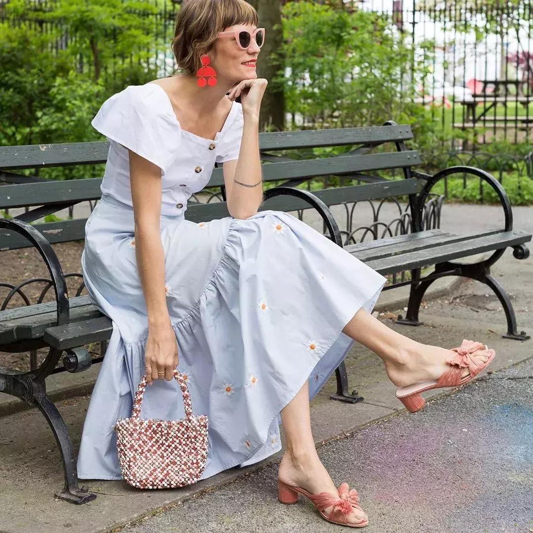 每次穿衣服的时候都觉得难受,瘦了之后穿衣服的感觉真的很舒服