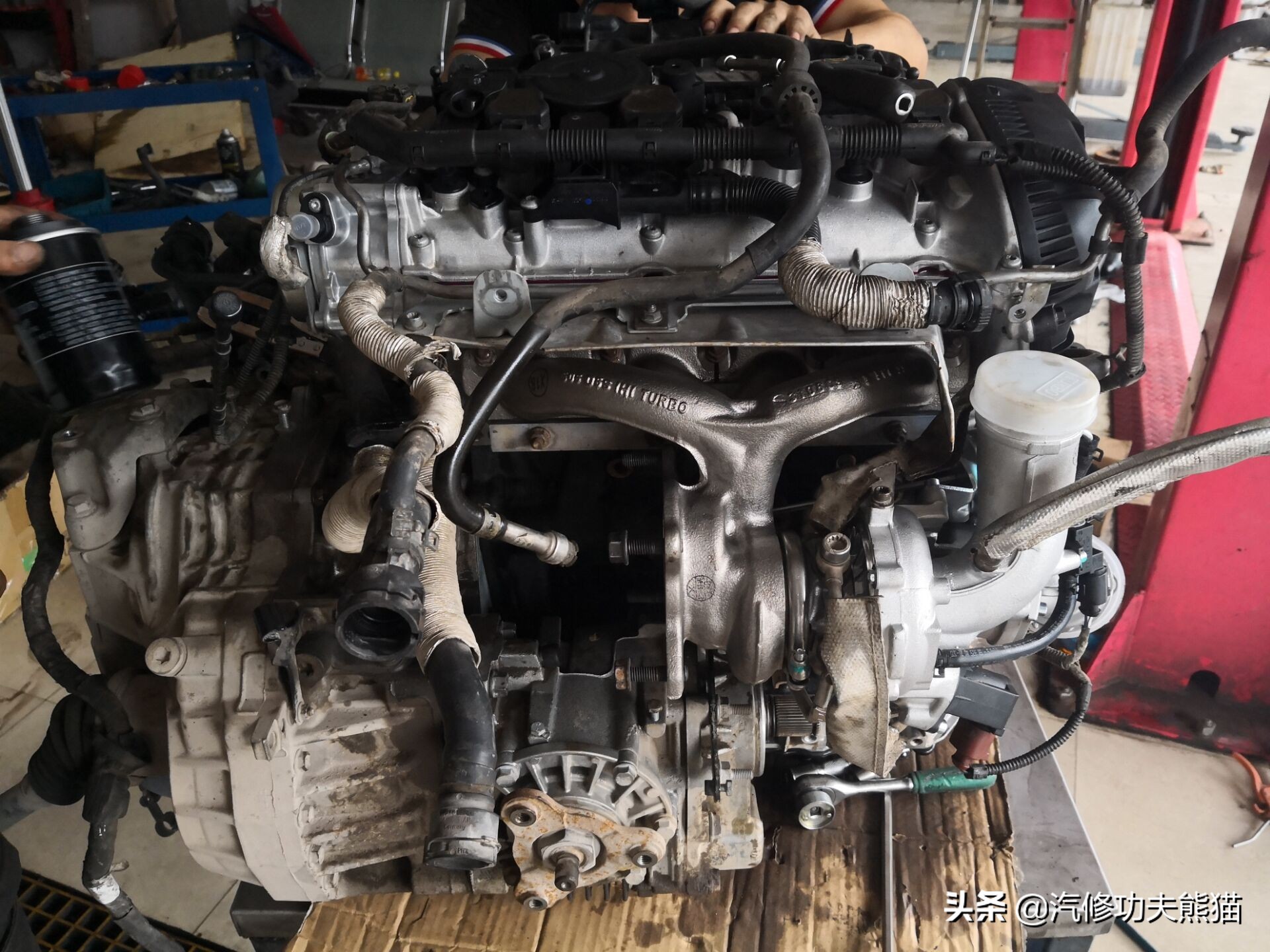 大众途观发动机烧机油维修多少钱,2010款大众途观严重烧机油