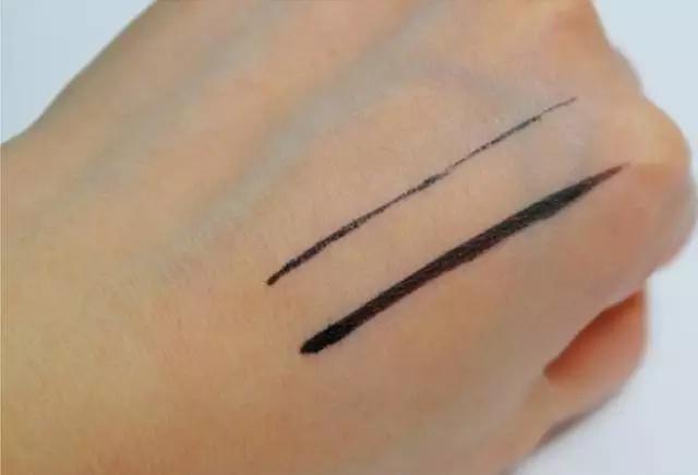 化妆常识：在眼线笔上花掉的冤枉钱大概可以包1年杨洋了吧！