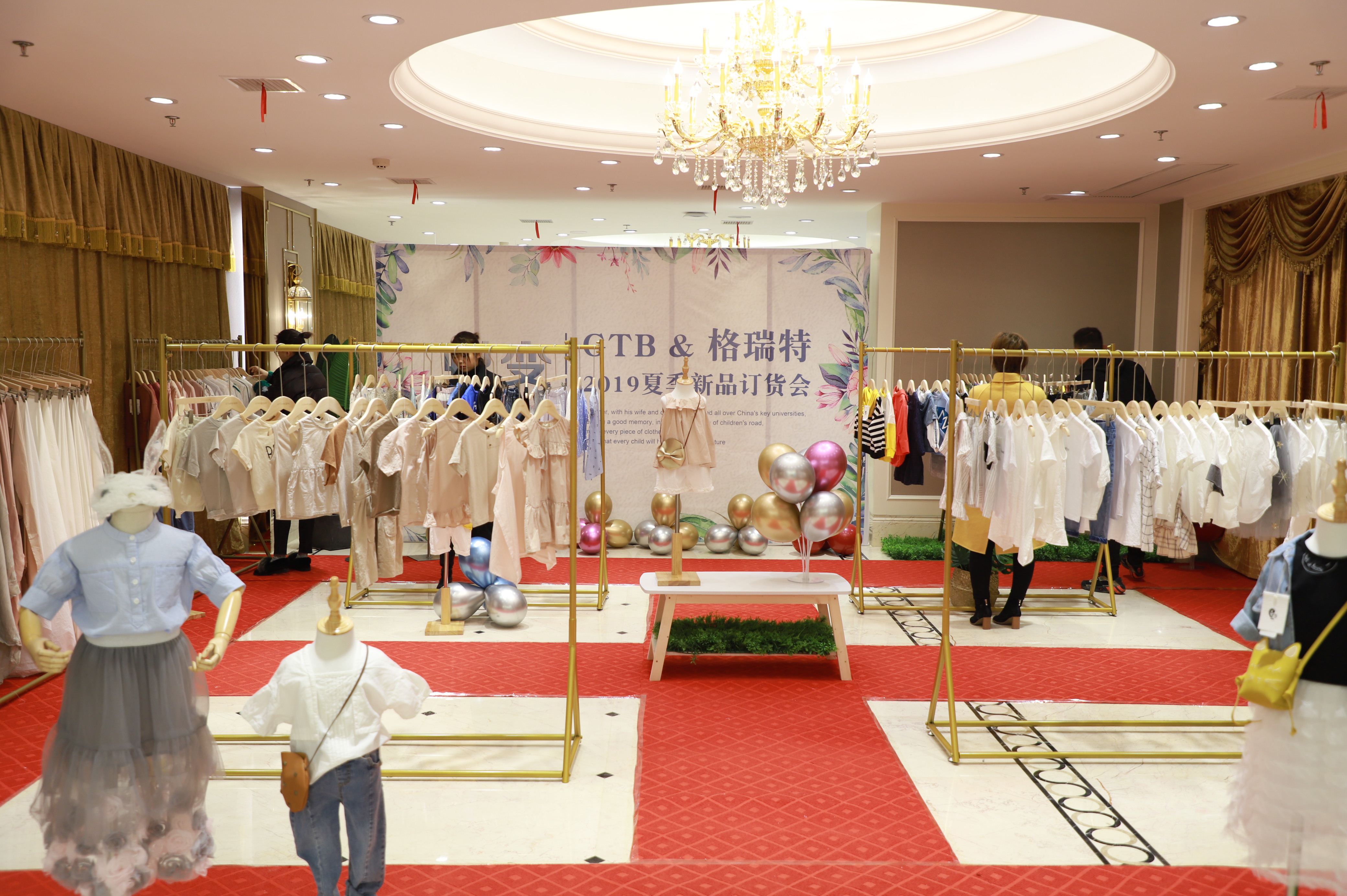 湖州织里童装进货路段 (湖州织里仁舍童装尾货批发市场)