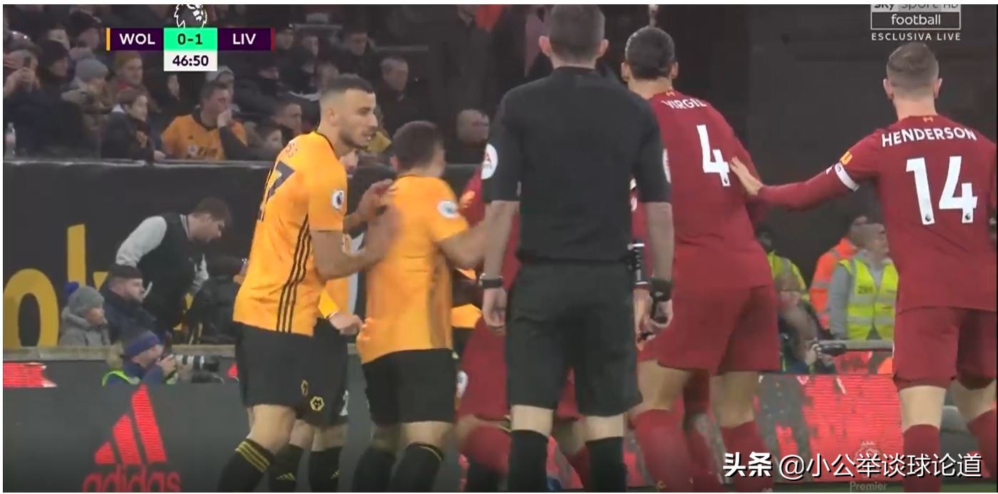 足球如何提高禁区进攻套路,英超定位球战术