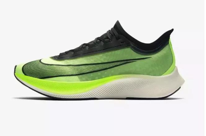 谁才是碳板跑鞋的消费主力军,碳板跑鞋分几类