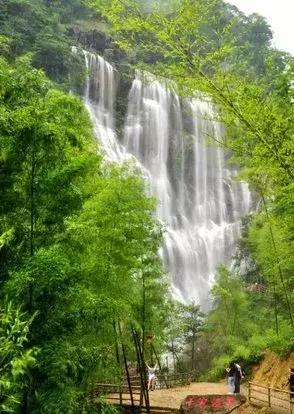 真实的黄果树瀑布景区,中国顶级美景黄果树瀑布