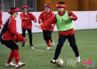 室内适合玩激励团队凝聚力的游戏,培训团队游戏