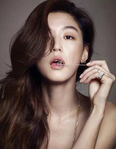 韩国女明星全智贤剧里凹造型,韩国女神全智贤视频