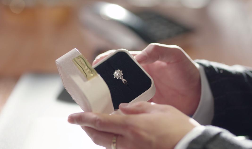 十年三月三十日窦骁娜扎相遇,十年三月三十日窦骁娜扎甜蜜