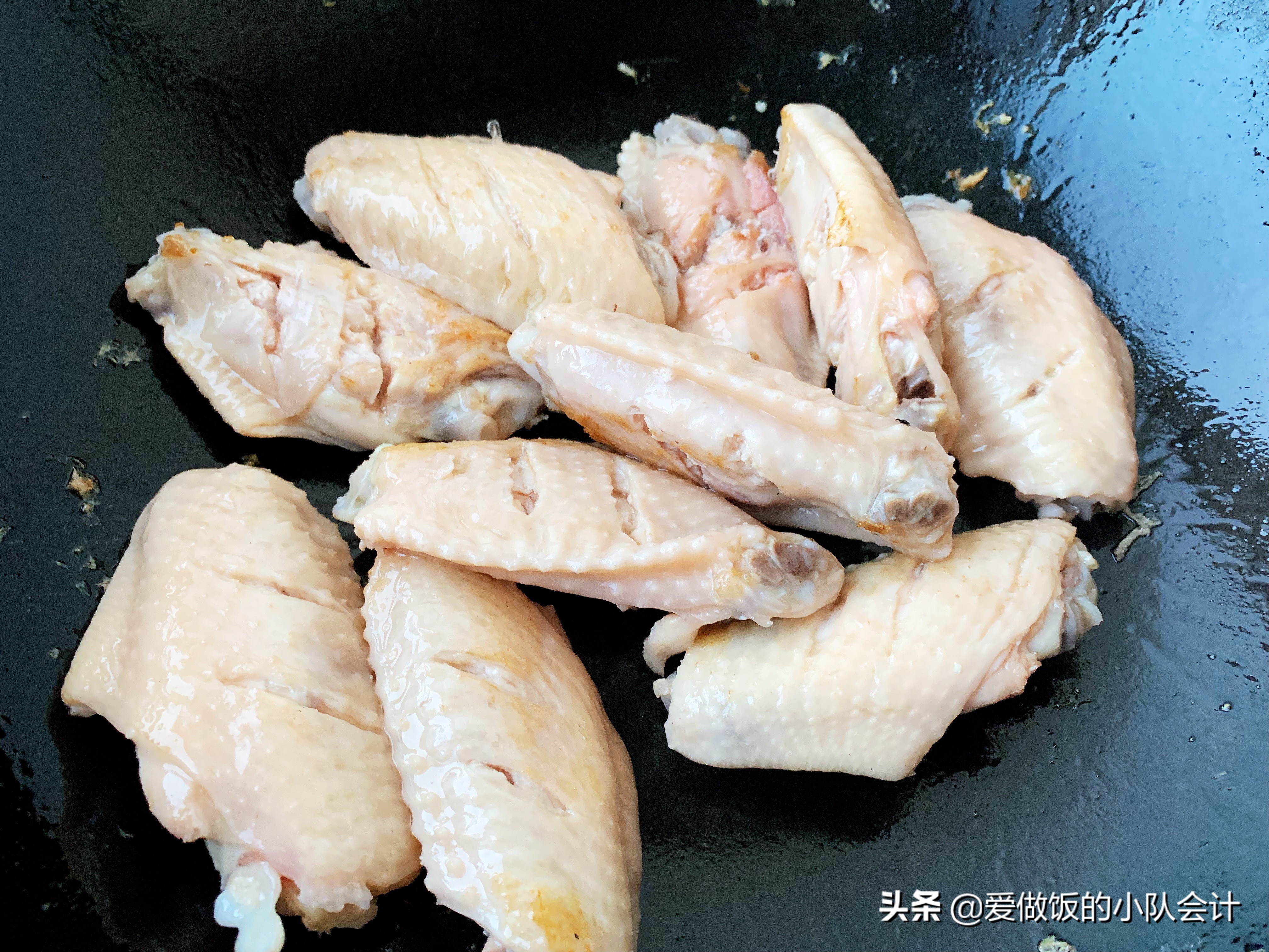 红烧鸡翅炒的太辣了怎么补救,红烧鸡翅糖放多了发苦怎么办