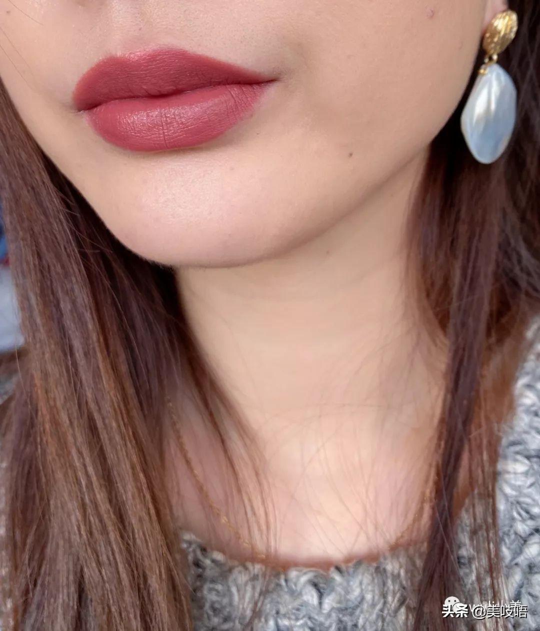 一支口红300块一瓶,pat口红多少钱一支