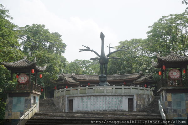 湖南美景凤凰古城,湖南凤凰古城的夜色迷人