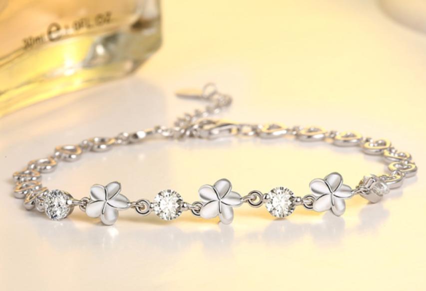 她看男人眼光一般,但对于穿搭的品味可真是绝了