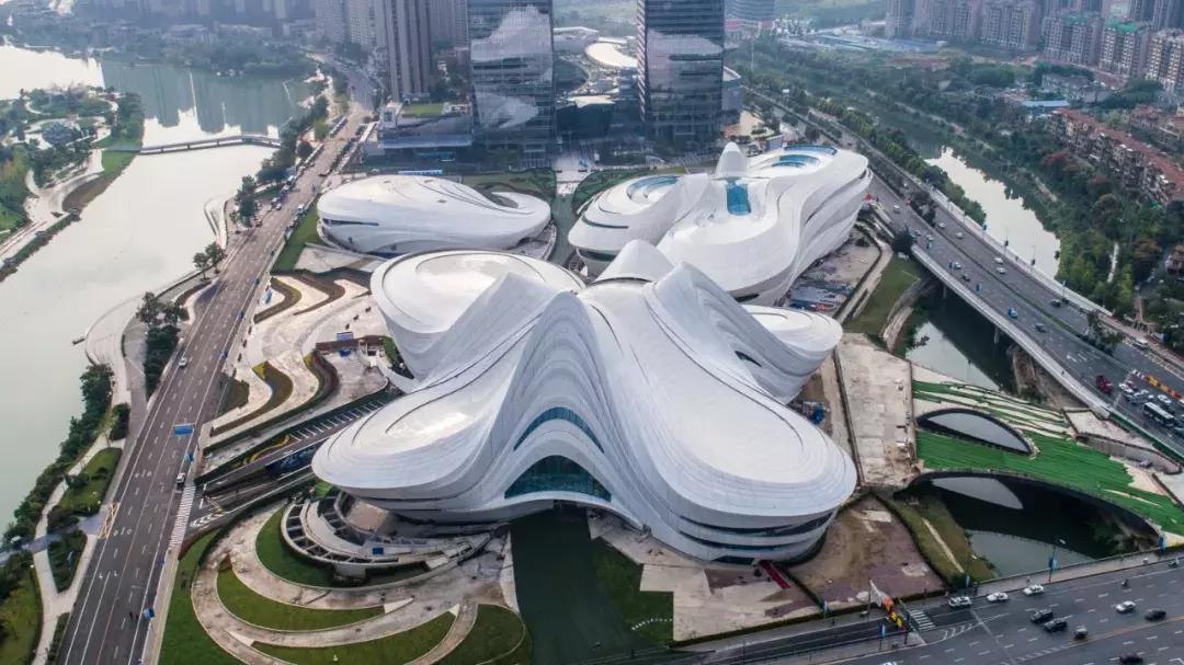 2019第一个世界奇迹!狂砸800亿,中国这次连UFO都造出来了…