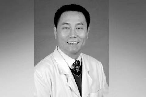 同事讲述梅仲明医生患病过程,主任医师梅仲明去世