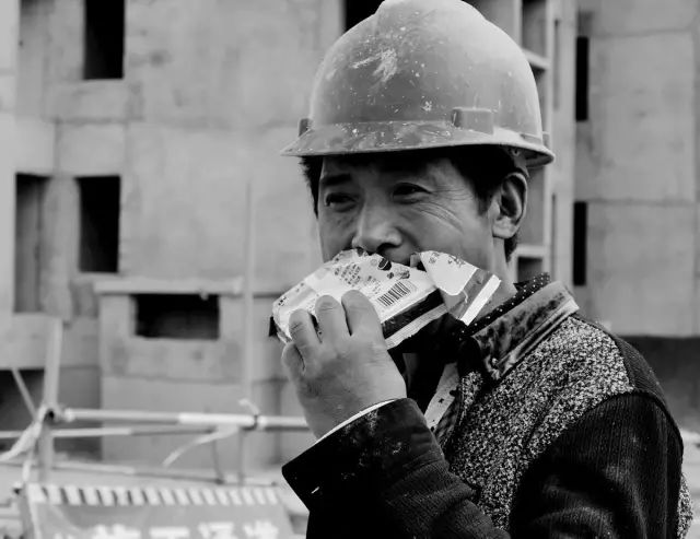 施工工地的个人见闻和感受,施工日记一本有几页