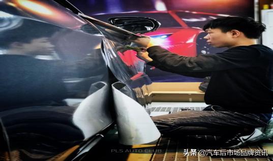 车身改色贴膜有什么优缺点,改色膜便宜还是喷漆便宜