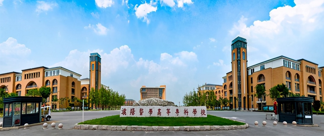 河南医科大学南丁格尔,河南十大最尴尬大学