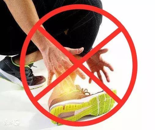 脚踝扭伤韧带损伤怎样康复训练,踝关节扭伤的急救原则