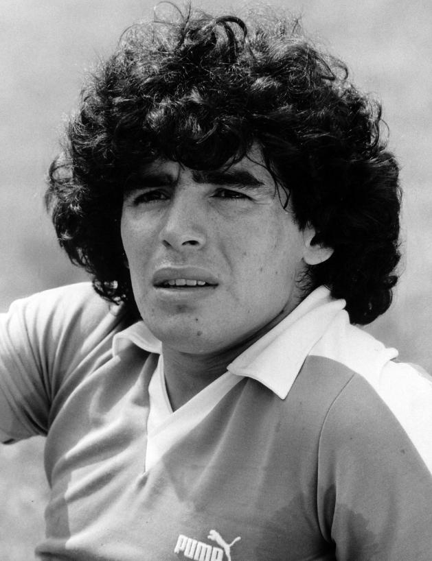 马拉多纳50个经典过人,马拉多纳绝世无双