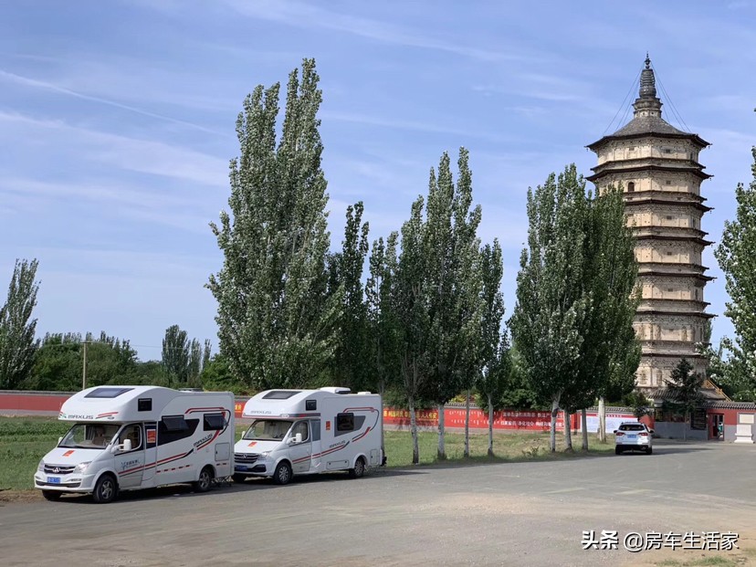 外国人开的房车来中国旅游,外国人来中国玩