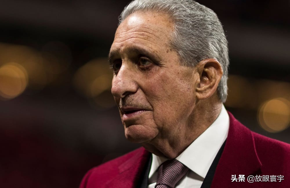 全明星亿万富翁：24位最富有的运动队老板