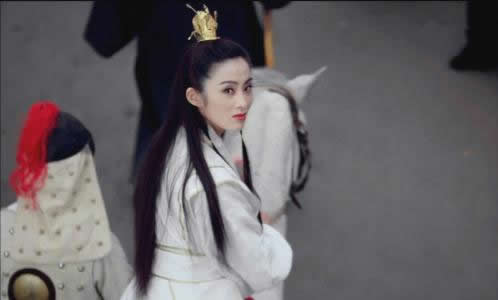 52岁张敏穿什么衣服好看,张敏礼帽