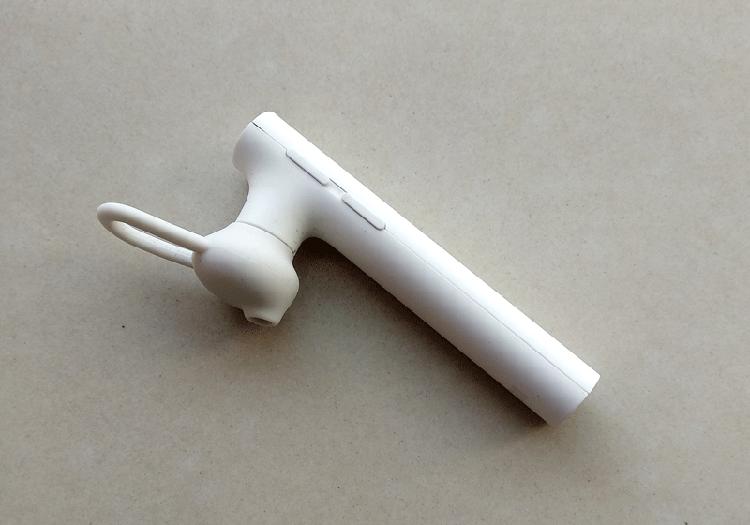 小米蓝牙耳机青春版单耳使用,小米蓝牙耳机airdots青春版不充电