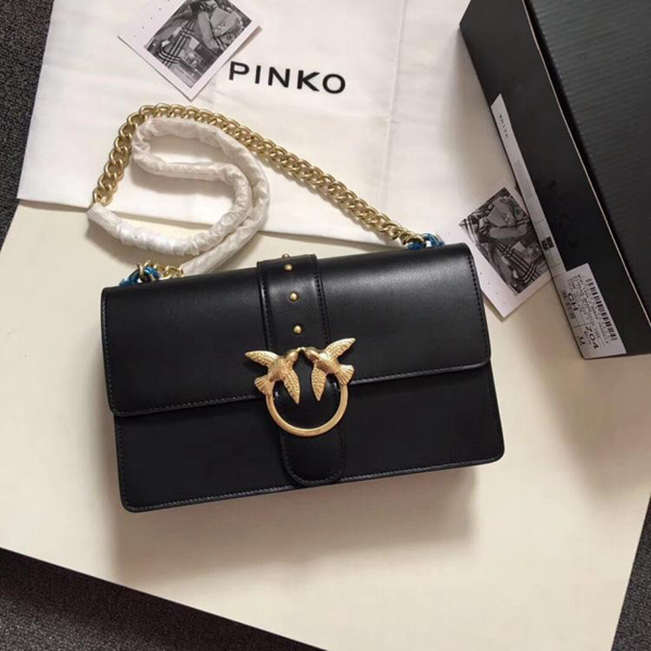 比较好的轻奢女包品牌,比较好看的轻奢女包品牌