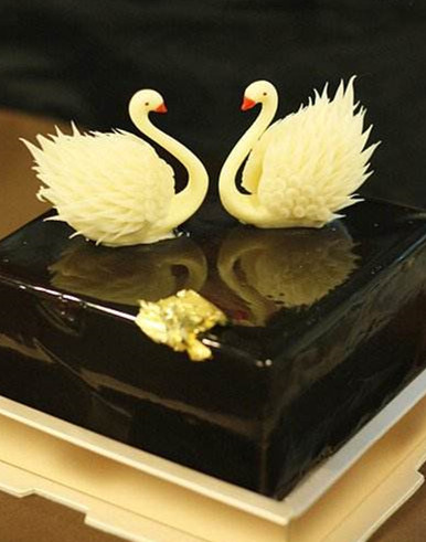 黑天鹅蛋糕最贵的一个亿,好利来黑天鹅最贵蛋糕