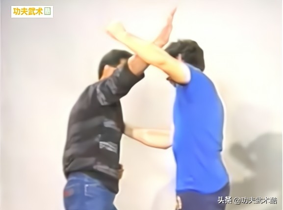 防身术一招制敌动画,动画防身格斗简单易懂