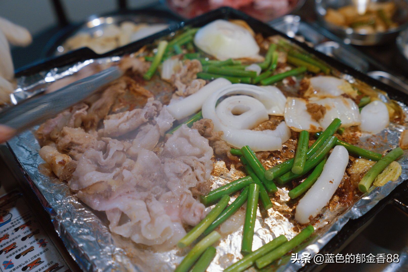 韩国传统烤肉店服务员,在中国去韩国烤肉店说韩语点餐