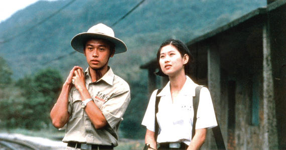 以两人的恋情为主轴,在爱情观之下追寻自然与生命的运行