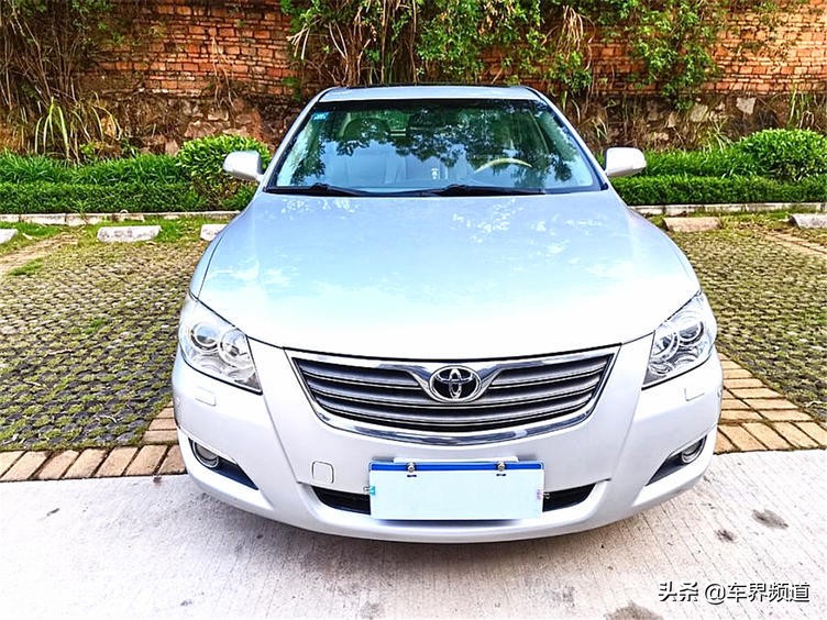 目前最好的六代凯美瑞,中庸新中式设计