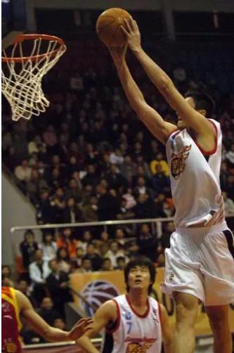 哪个外援打过杜锋,杜锋球员时期实力怎么样