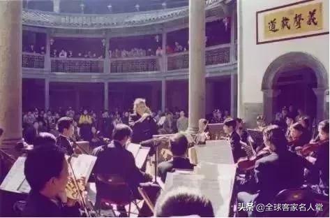 指挥家郑小瑛谈交响乐,客家山歌指挥家郑小瑛