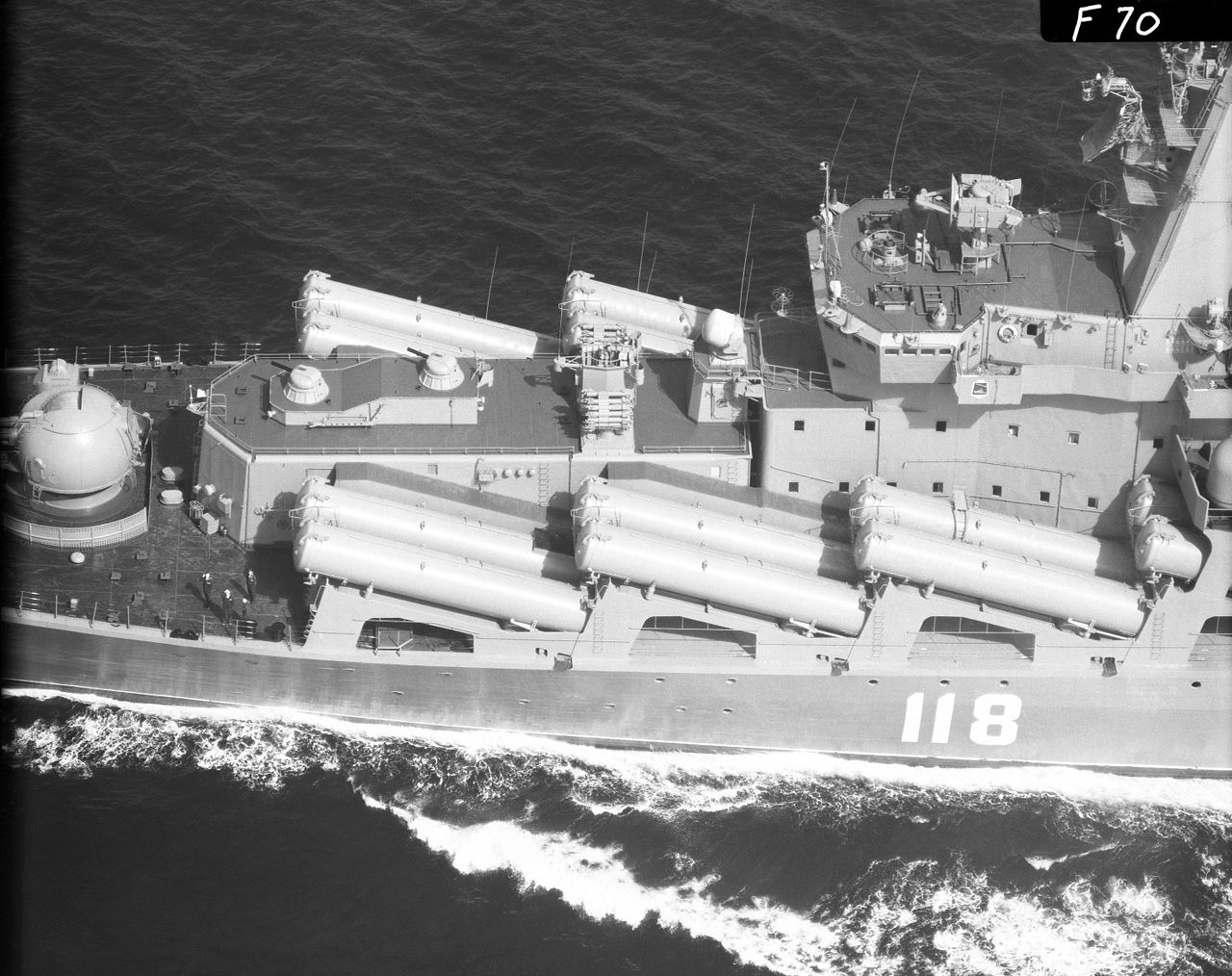 俄罗斯巡洋舰基洛夫级vs光荣级,俄罗斯如果有钱会怎样