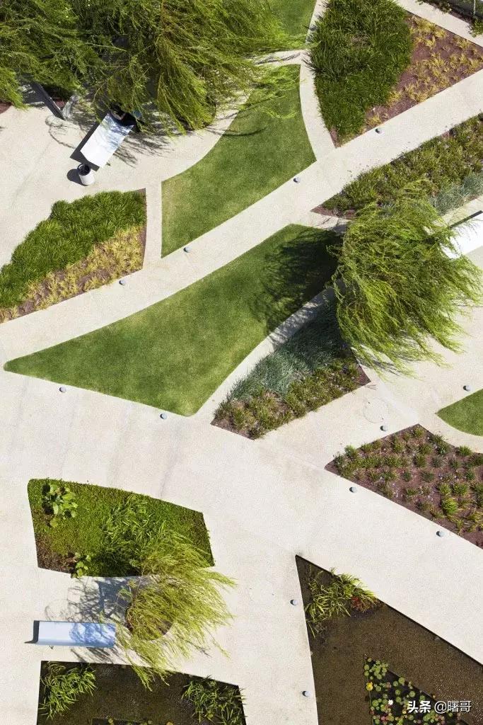 世界上的路本来很平凡，自从遇上设计师，此路非彼路