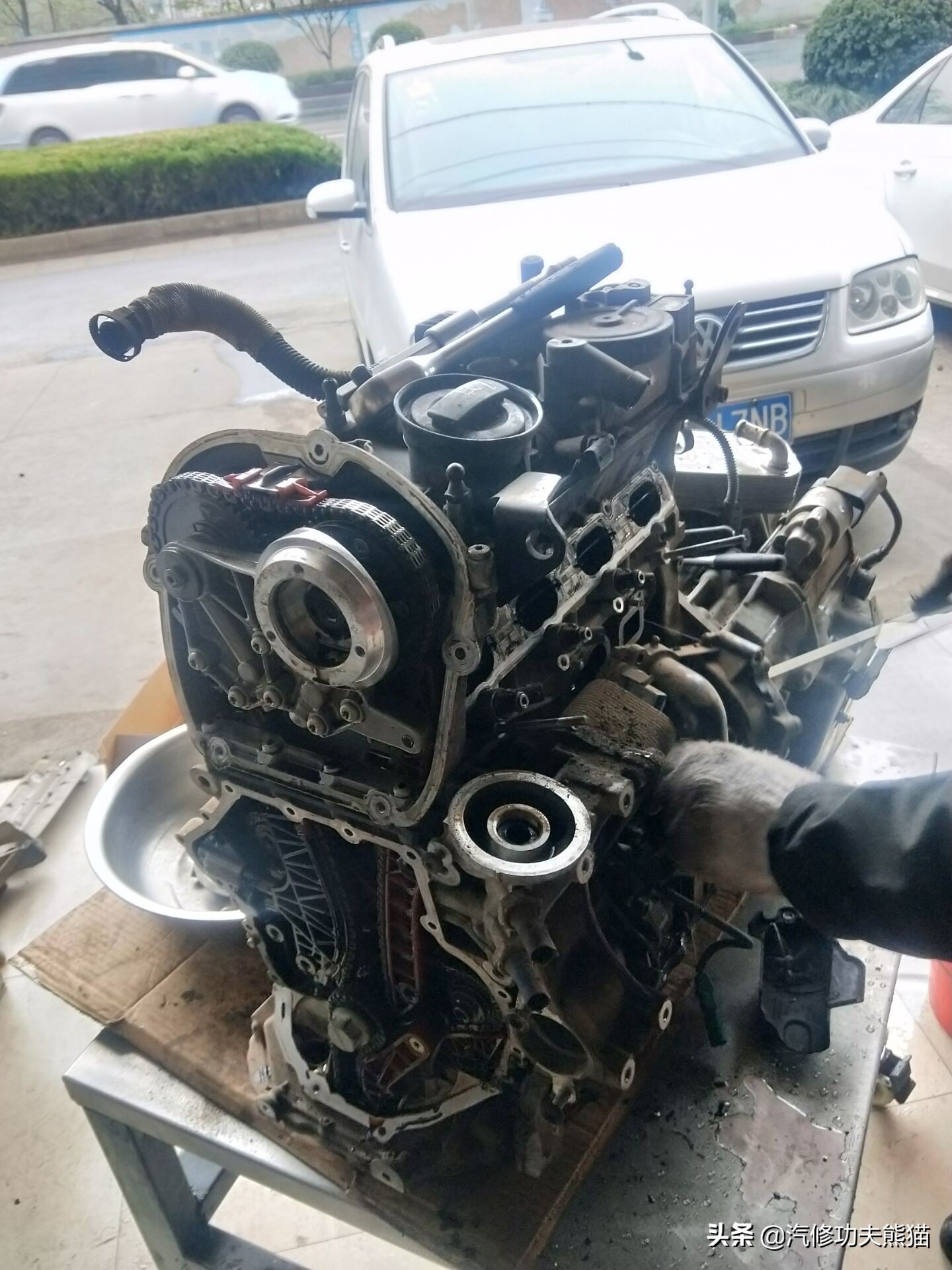 奥迪q3治理烧机油,奥迪q3烧机油多少公里正常