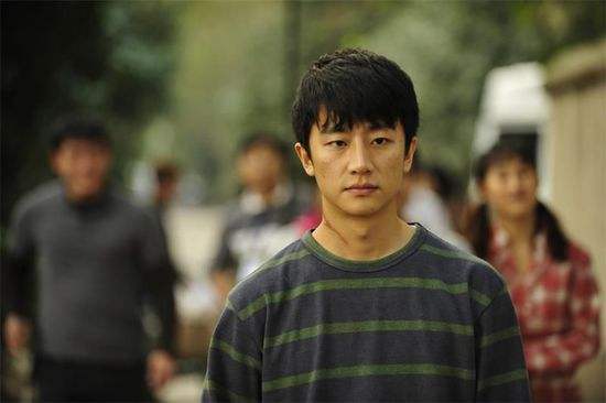 黄轩被换角色,黄轩爆红背后的故事