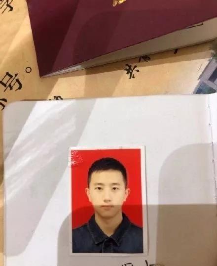 欧美帅哥肌肉荷尔蒙寸头,寸头简直就是行走的荷尔蒙