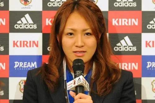 靓丽的“玫瑰豪门”--记世界足坛最美女足队员阵容