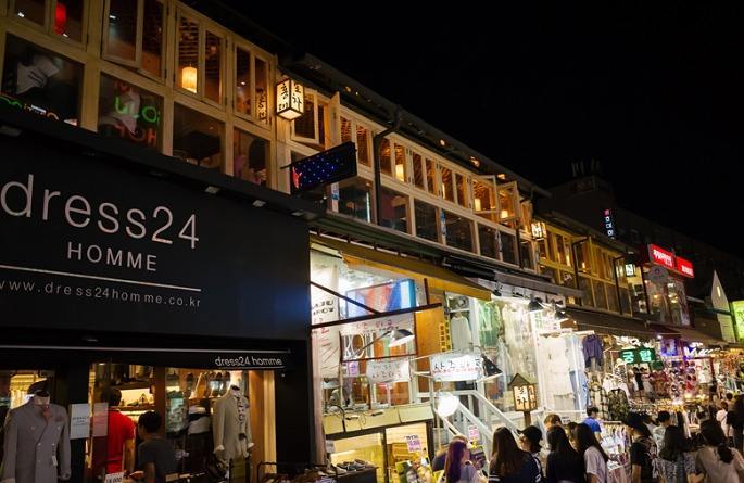 最近很火的韩国化妆品,韩国最火的化妆品连锁店