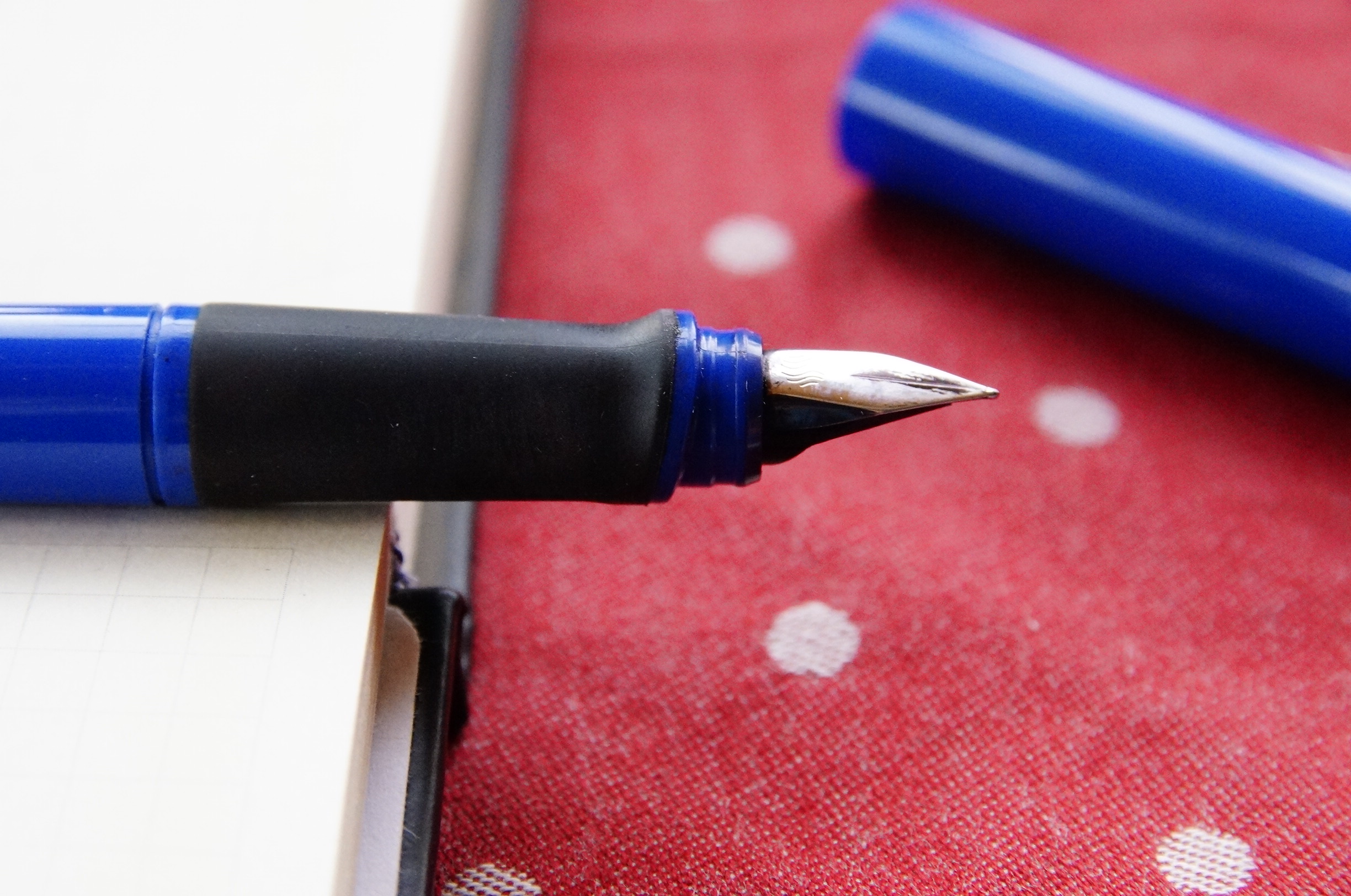 开学必备文具钢笔,开学钢笔