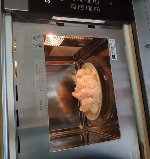 怎么能炒出跟饭店一样美味的炒饭,火腿炒蛋炒饭的做法大全图解