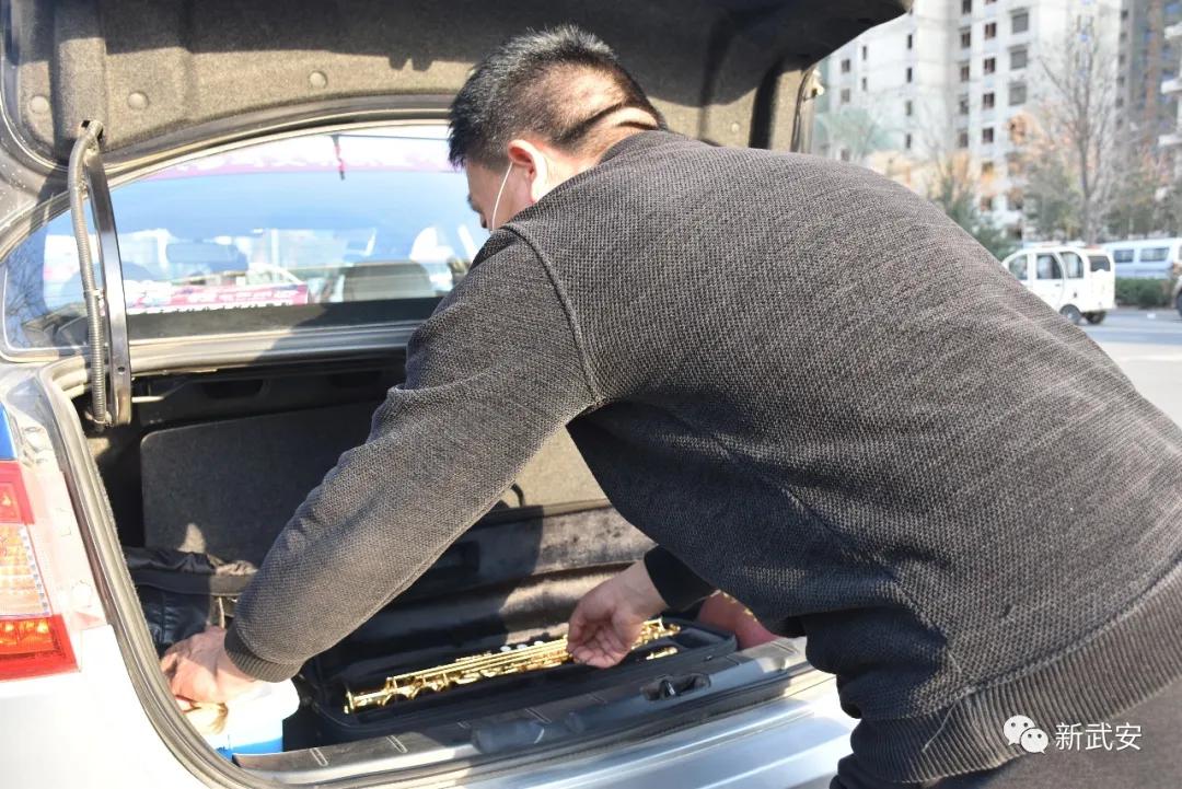 哎呦不错哦有磁带吗,哎呦不错哦台版专辑照片