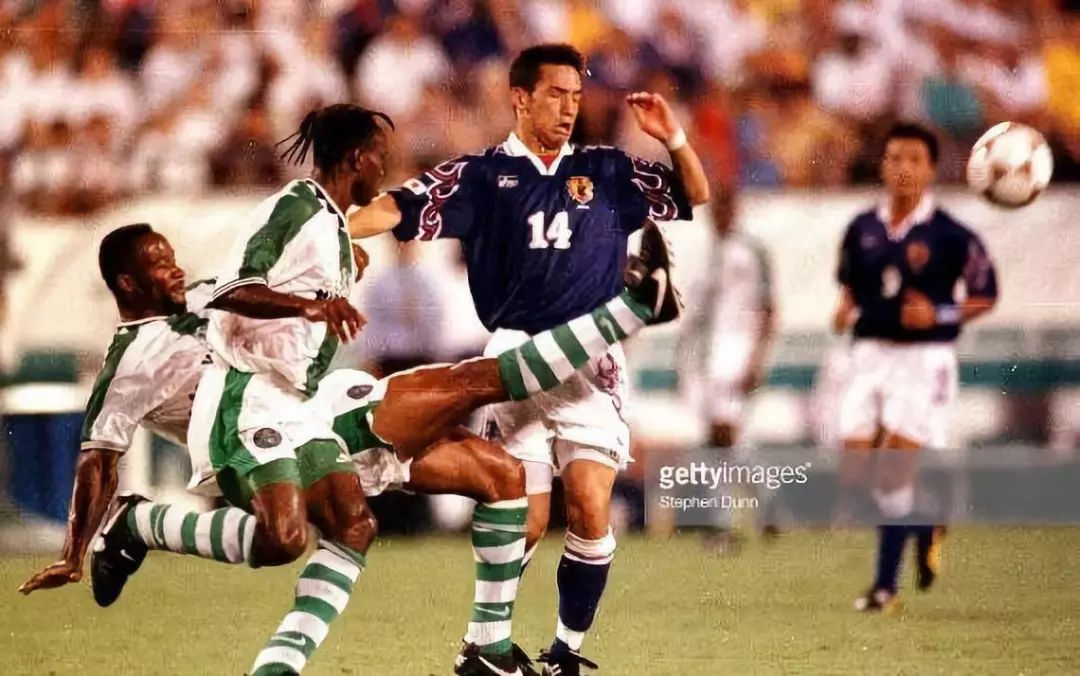 小野伸二简历,小野伸二年轻的时候