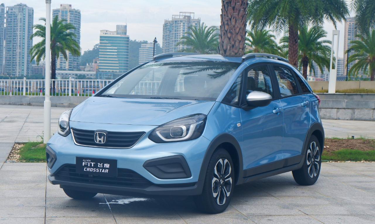 福特嘉年华和尼桑骊威哪个车好,二手福特嘉年华和骊威怎么选