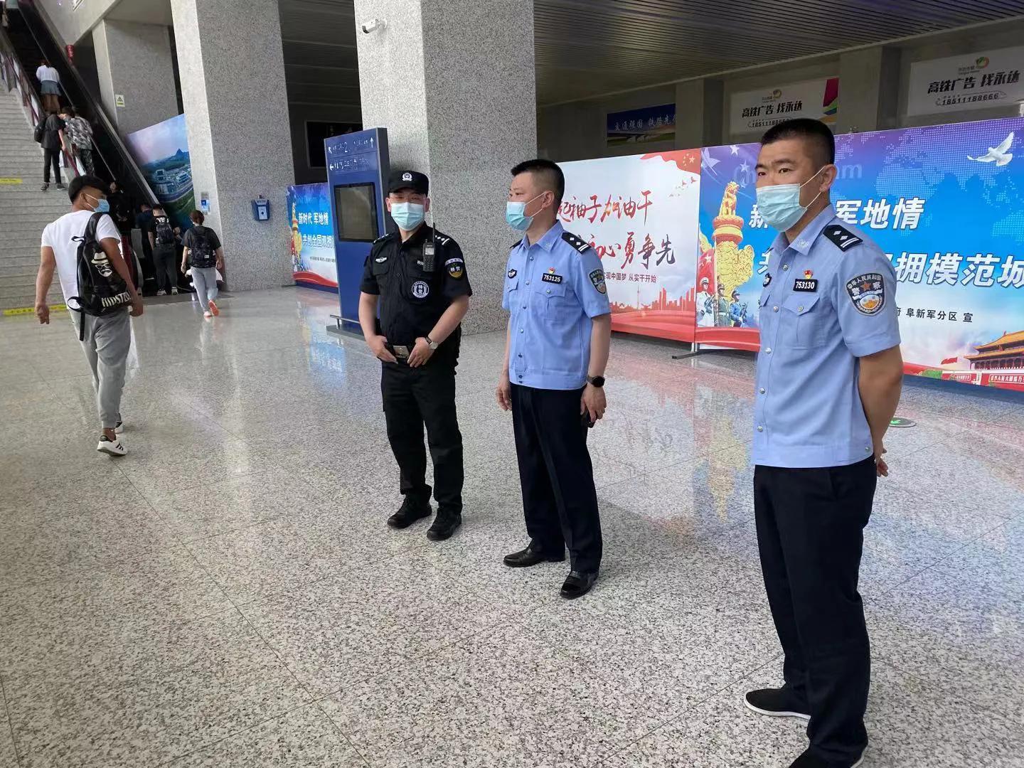 政法铁军英模风采,109|于嵬:甘当抗疫“守门员”