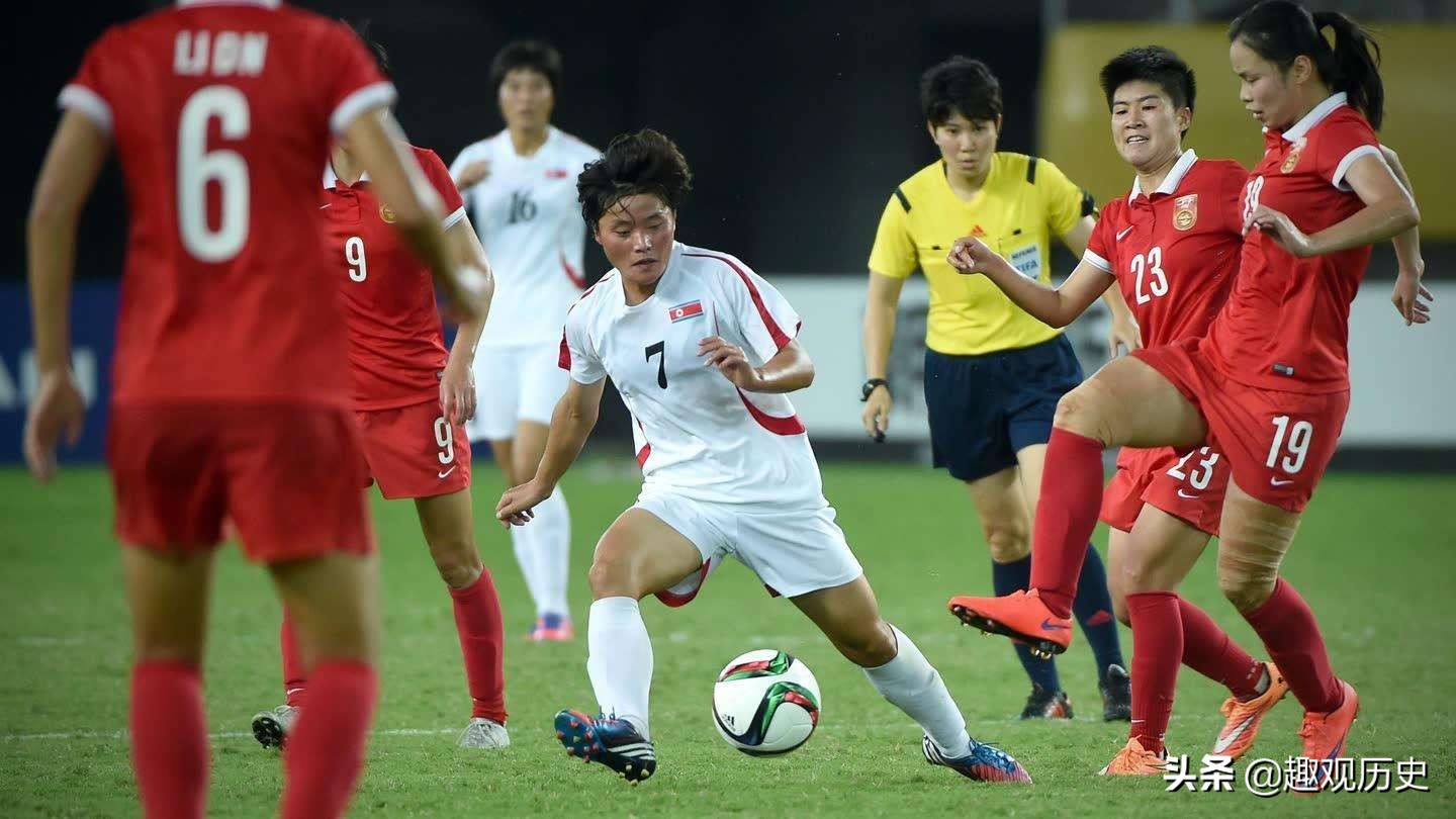 中国女足脱球衣庆祝动作,女足脱衣庆祝第一人