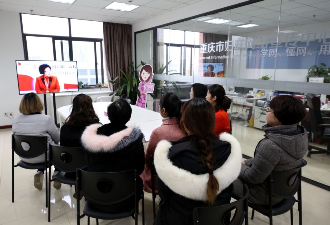 巾帼改革先锋,致敬巾帼改革先锋