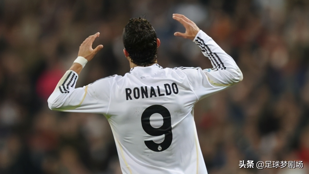 这些球星竟然在俱乐部还穿过不同的号码